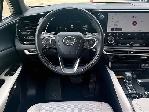 Used 2025 Lexus RX 350 Premium FWD image 7
