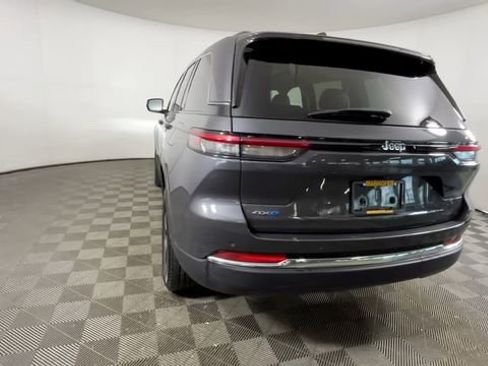 Used 2023 Jeep Grand Cherokee 4WD 4xe image 6