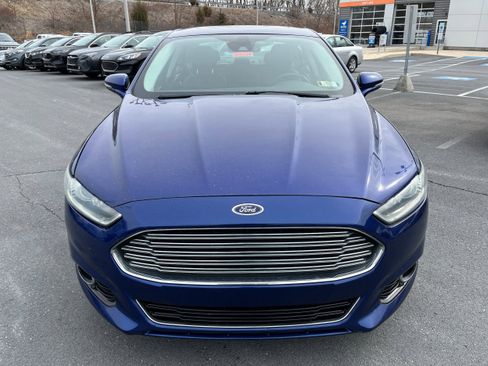 Used 2013 Ford Fusion Titanium w/ Titanium Driver Assist Pkg image 2