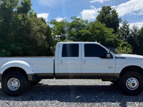 Used 2015 Ford F350 Lariat w/ Lariat Ultimate Package AWD/4WD image 8