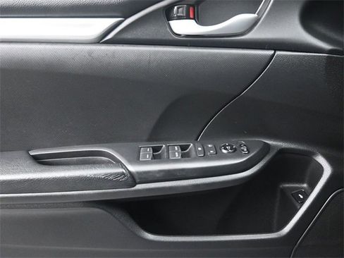 Used 2019 Honda Civic Sport image 24