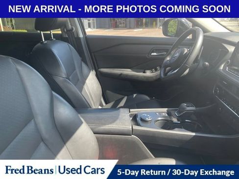Used 2024 Nissan Rogue SV w/ SV Premium Package AWD/4WD image 9