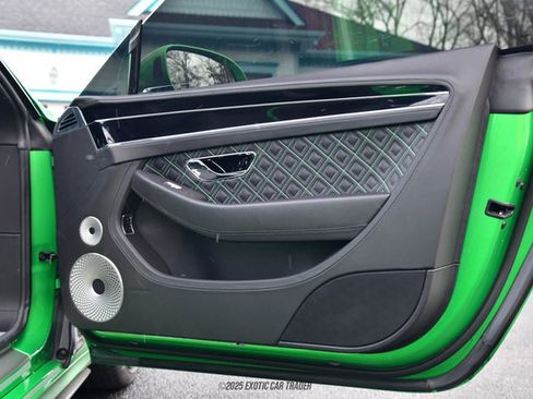 Used 2022 Bentley Continental GT Speed image 34