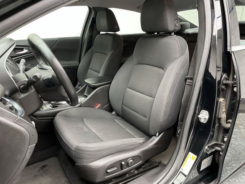 Used 2016 Chevrolet Malibu LT FWD image 8