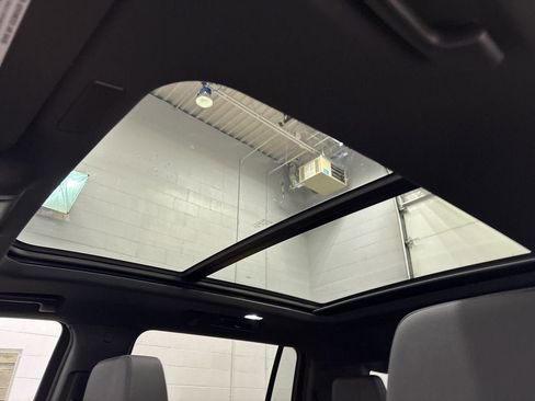 New 2026 Chevrolet Suburban Z71 image 28