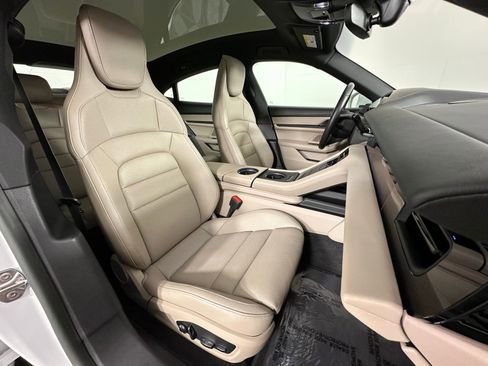 Used 2023 Porsche Taycan 4S image 6