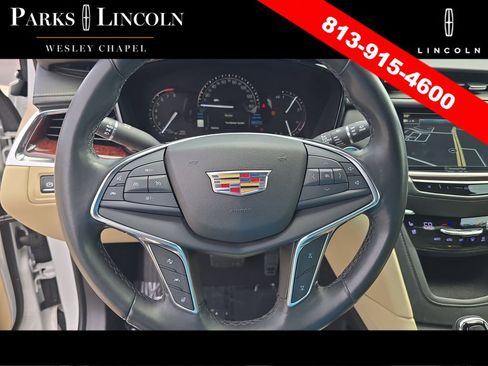 Used 2019 Cadillac XT5 Premium Luxury FWD image 28