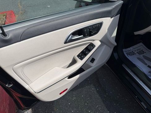 Used 2014 Mercedes-Benz CLA 250 image 10
