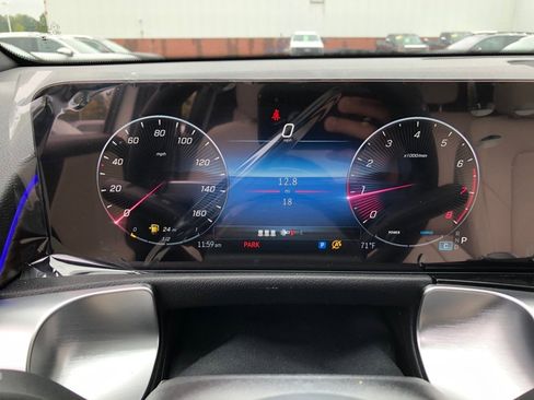 New 2026 Mercedes-Benz GLB 250 4MATIC image 21