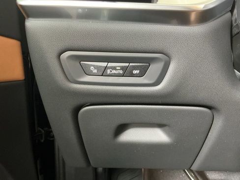 New 2026 BMW X5 xDrive40i w/ Executive Package image 18