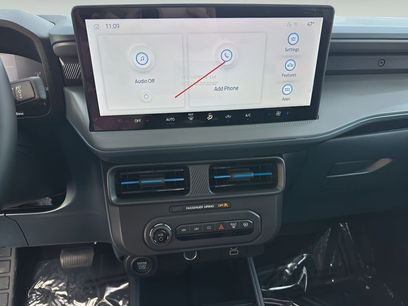 New 2025 Ford Maverick Lobo