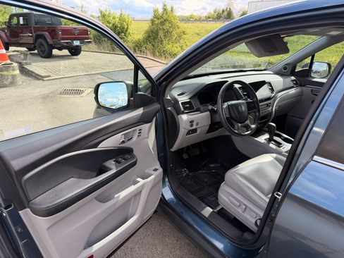 Used 2019 Honda Pilot EX-L image 11
