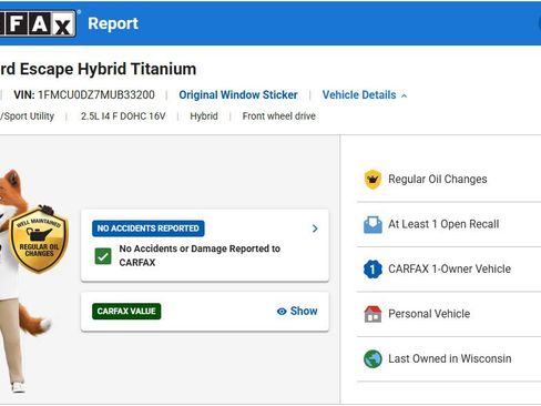 Certified 2021 Ford Escape Titanium FWD image 2
