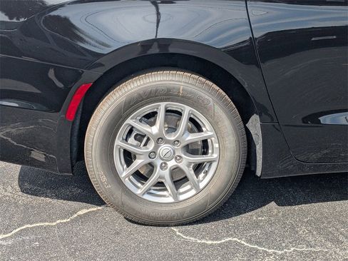 New 2026 Chrysler Pacifica Select image 11