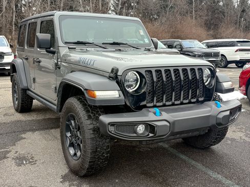 Used 2023 Jeep Wrangler Unlimited w/ Cold Weather Group image 1