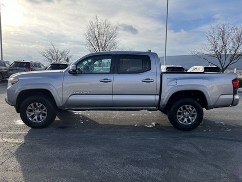 Used 2019 Toyota Tacoma SR5 image 7