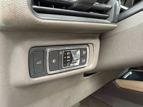 Used 2020 Lincoln Corsair Reserve w/ Equipment Group 201A image 40