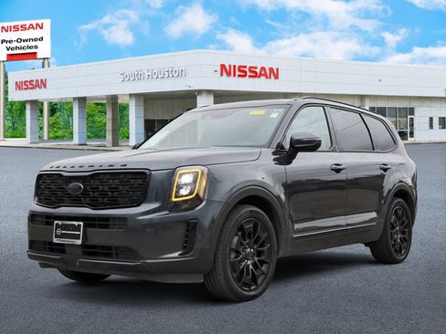 Used 2021 Kia Telluride EX w/ EX Premium Package image 2