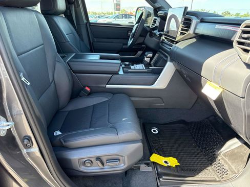 New 2026 Toyota Tundra Platinum w/ Tow Tech Package AWD/4WD image 17