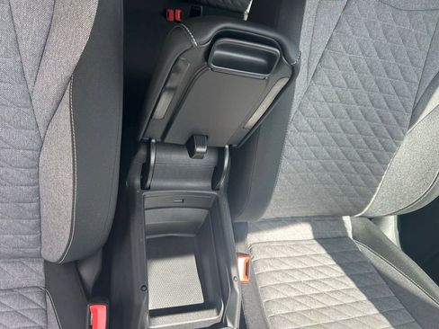 Certified 2025 Volkswagen Tiguan S image 38