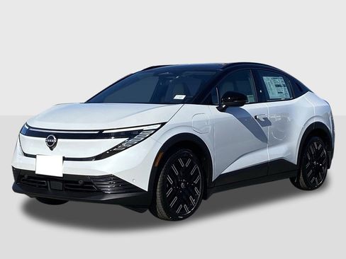 New 2026 Nissan Leaf Platinum+ image 1