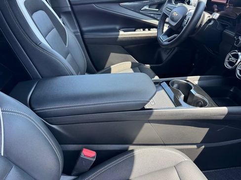 Certified 2024 Chevrolet Blazer EV LT AWD/4WD image 6