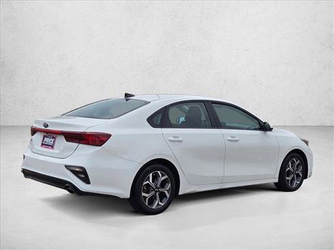 Used 2021 Kia Forte LXS image 5