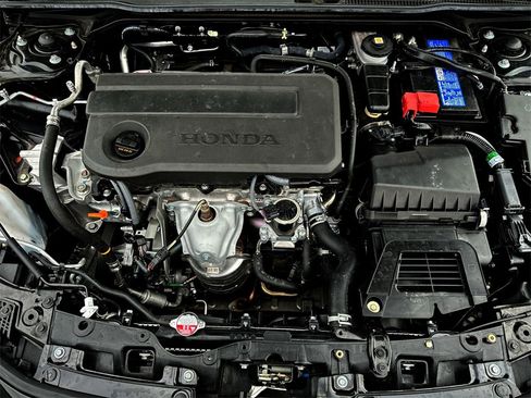 Used 2025 Honda Civic Sport image 24