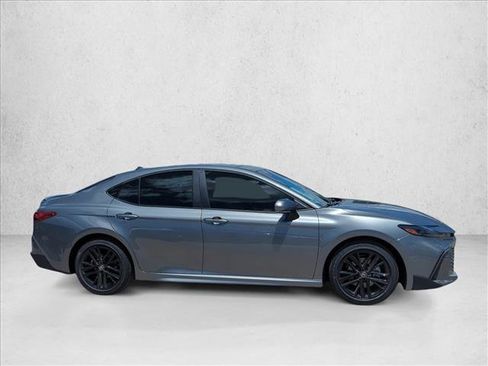 New 2026 Toyota Camry SE FWD image 4