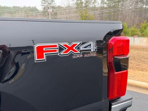 New 2026 Ford F250 King Ranch w/ Chrome Package AWD/4WD image 15