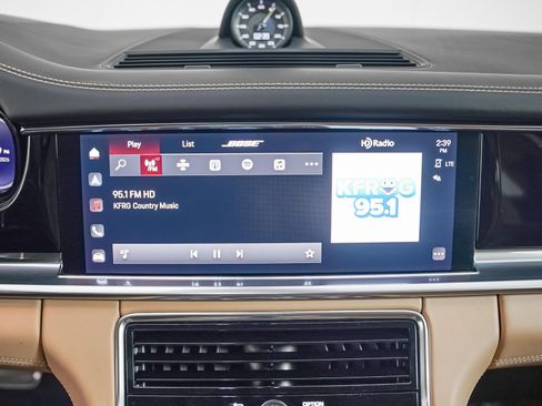 Certified 2023 Porsche Panamera 4S AWD/4WD image 23