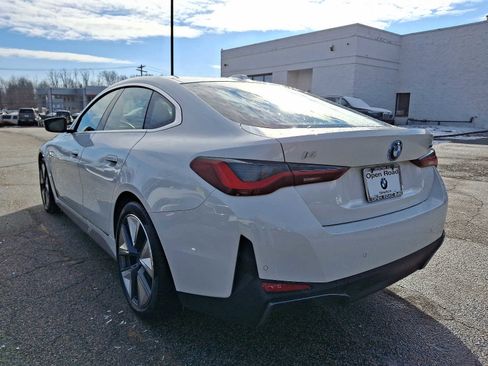 Used 2024 BMW i4 eDrive35 w/ Premium Package image 4