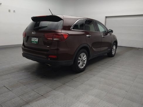 Used 2019 Kia Sorento AWD image 9