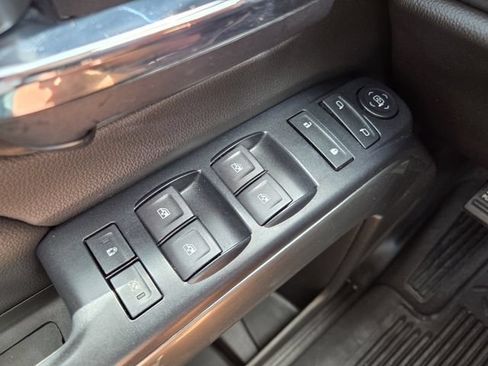 Used 2019 Chevrolet Silverado 1500 LT RWD image 22