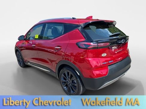 Used 2022 Chevrolet Bolt EUV Premier w/ Launch Edition FWD image 5