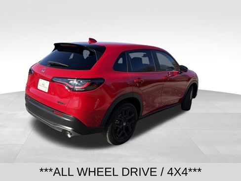 Used 2025 Honda HR-V Sport image 5