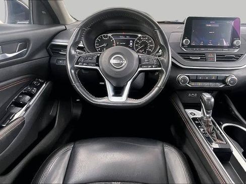 Certified 2023 Nissan Altima 2.5 SR FWD image 6