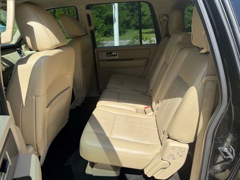 Used 2017 Ford Expedition EL Limited image 21