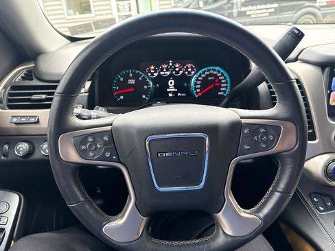 Used 2017 GMC Yukon Denali w/ Open Road Package AWD/4WD image 13