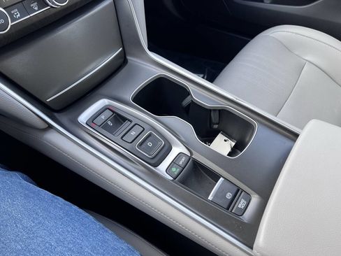 Used 2019 Honda Accord Touring image 21