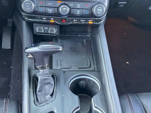 Used 2022 Dodge Durango R/T RWD image 25