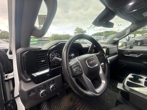 Used 2023 GMC Sierra 1500 SLE AWD/4WD image 9