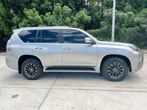Certified 2023 Lexus GX 460 Premium AWD/4WD image 8