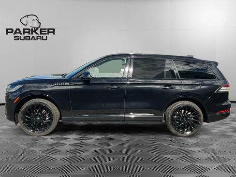 Used 2025 Lincoln Aviator Reserve w/ Luxury Package AWD/4WD image 2