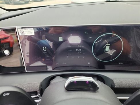 New 2025 Hyundai Tucson Limited image 32