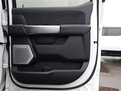 Used 2026 Ford F450 Platinum w/ FX4 Off-Road Package image 26