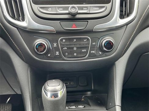 Used 2020 Chevrolet Equinox Premier image 19