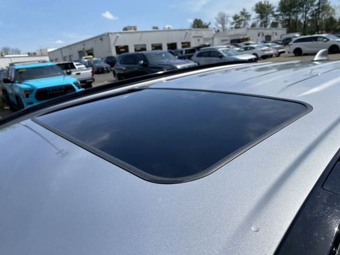 Used 2025 Toyota RAV4 XLE w/ Convenience Package image 18