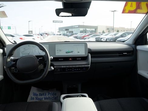 Certified 2024 Hyundai Ioniq 5 SEL image 18