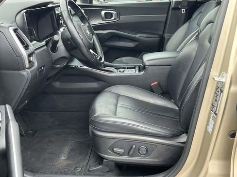 Used 2021 Kia Sorento S w/ Panoramic Sunroof Package image 13